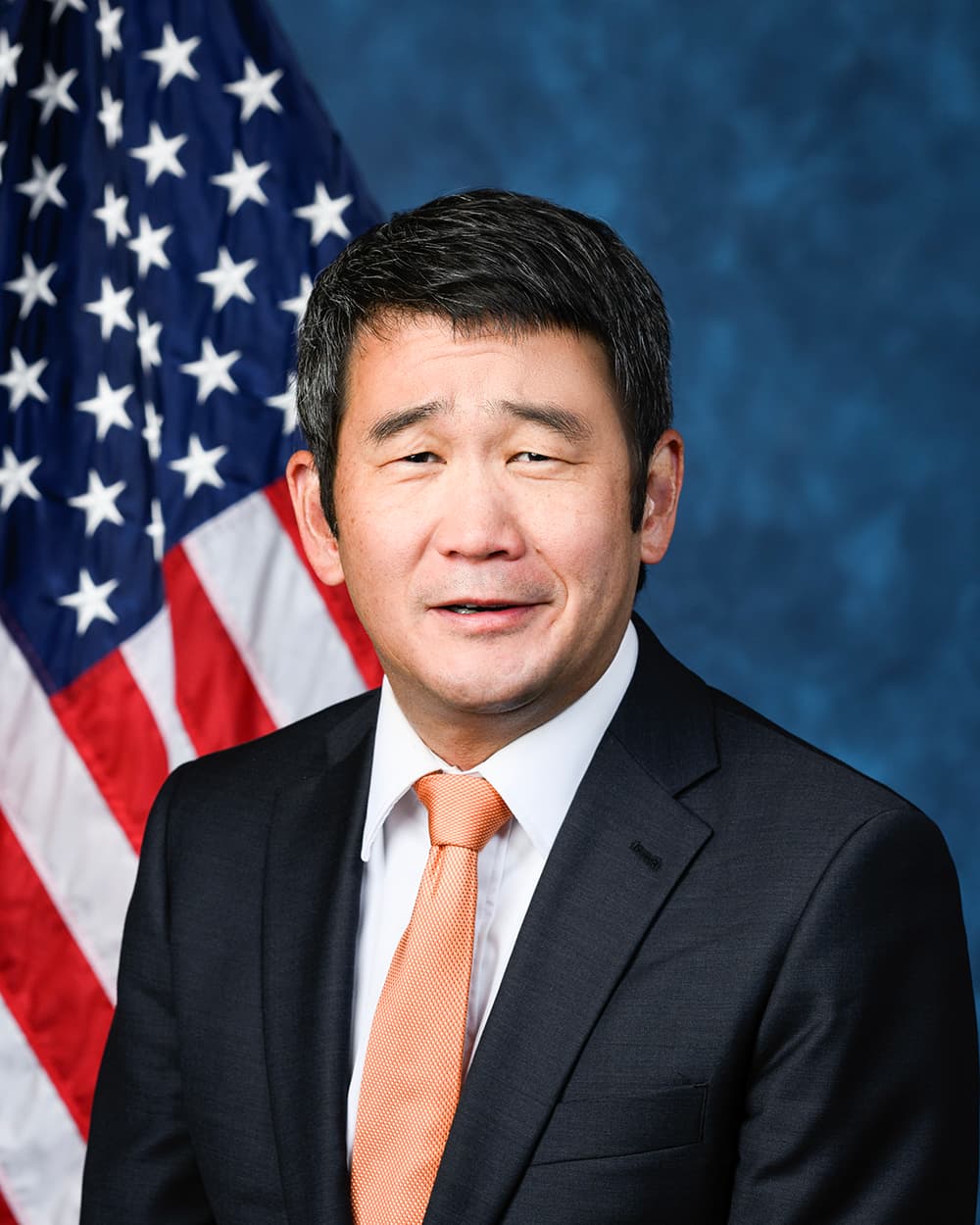 Official congressional portrait of Dave Min
