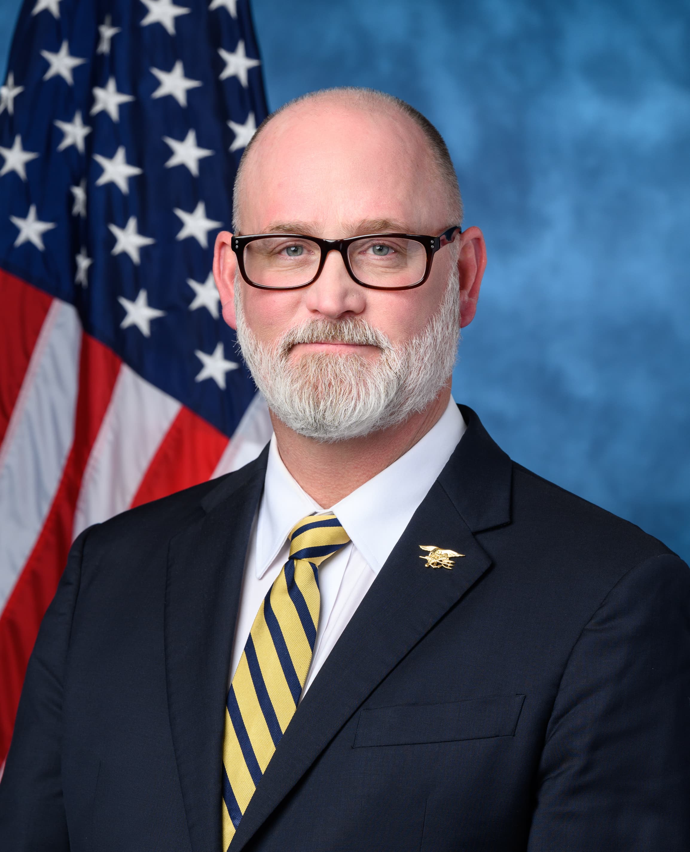 Official congressional portrait of Derrick Van Orden