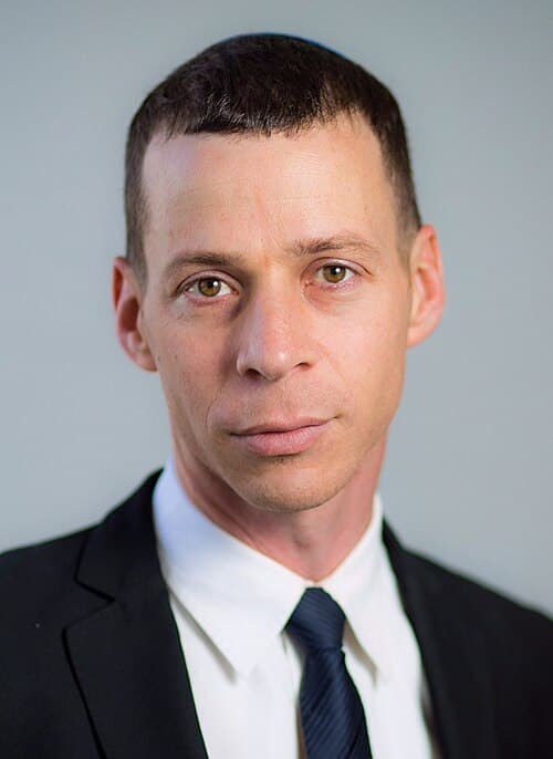 Portrait of Amit Segal