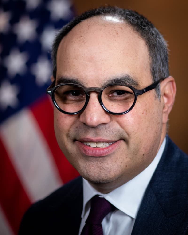 Official portrait of Jonathan Kanter as assistant attorney general for the Justice Department's Antitrust Division.