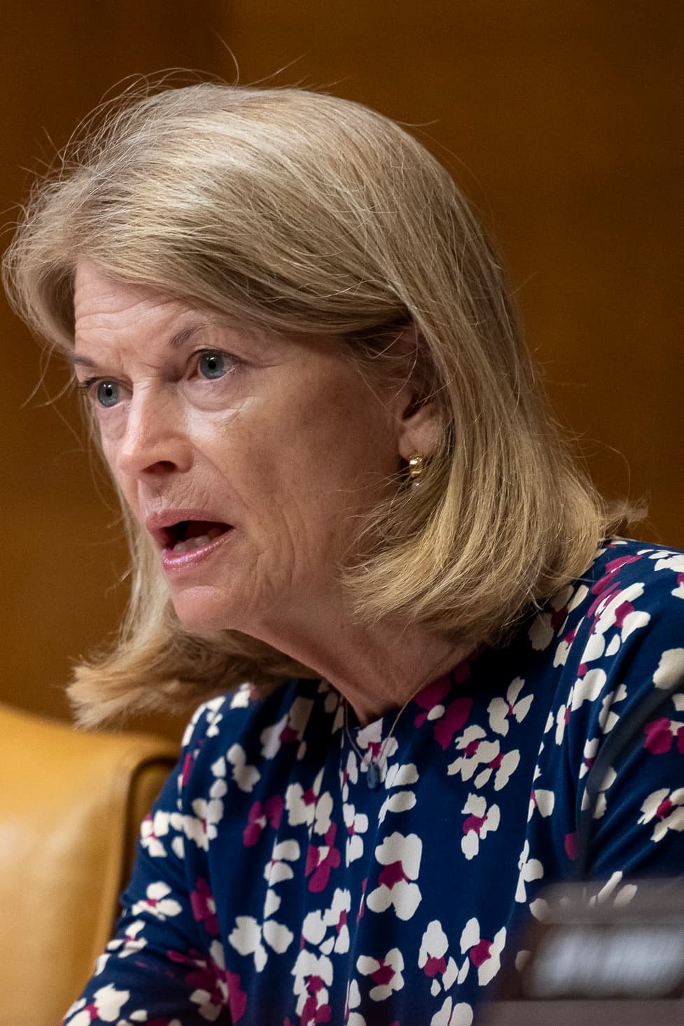 Official portrait of U.S. Senator Lisa Murkowski