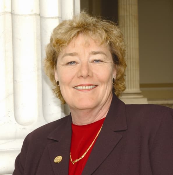 Zoe Lofgren official congressional portrait